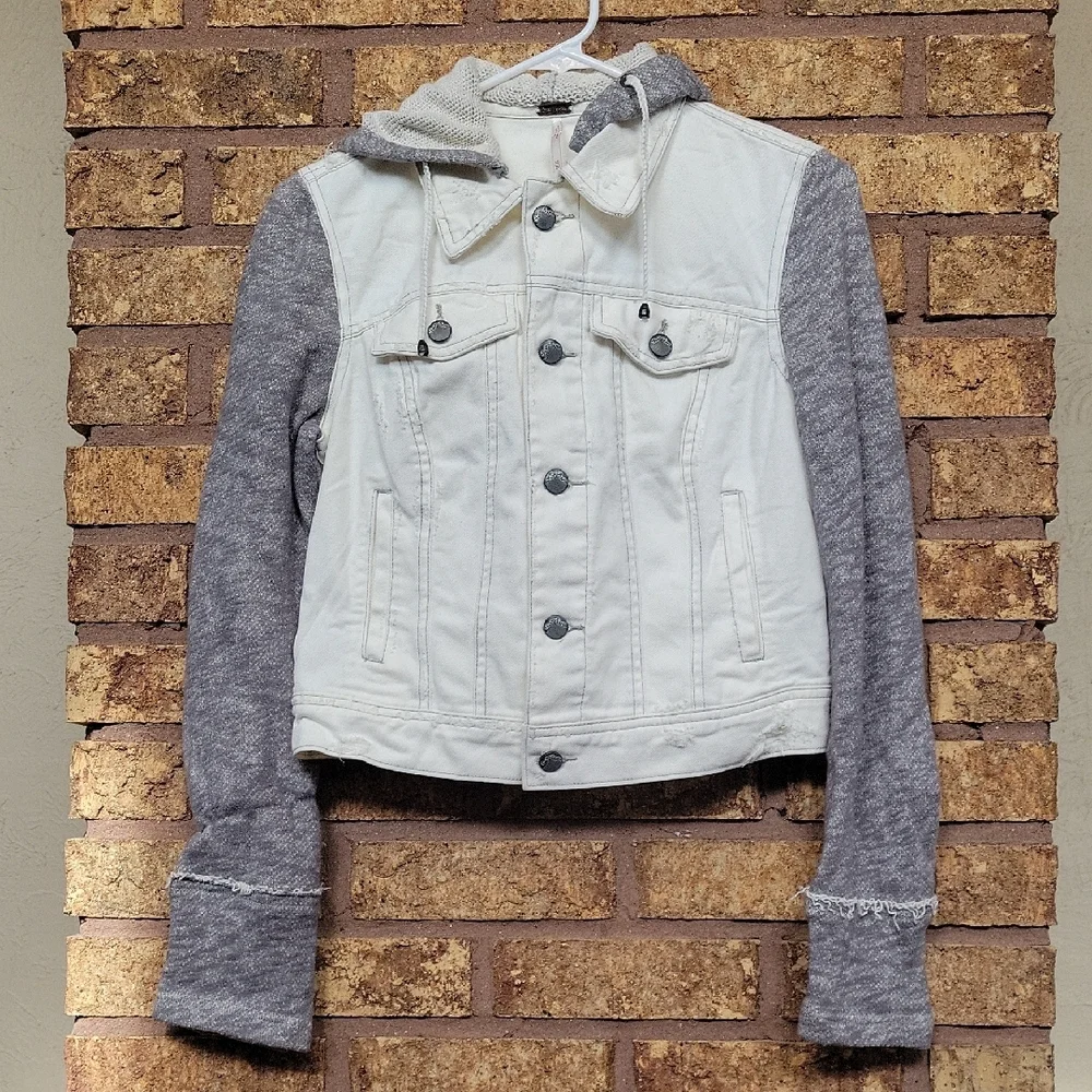 Free People Knit Hooded Cotton White Jean Jacket Size XS Boho - Picture 4 of 9